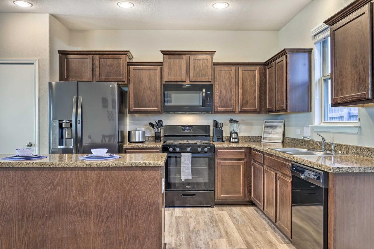 Buda Home With Smart Tv About 19 Mi To Downtown Austin Exteriör bild