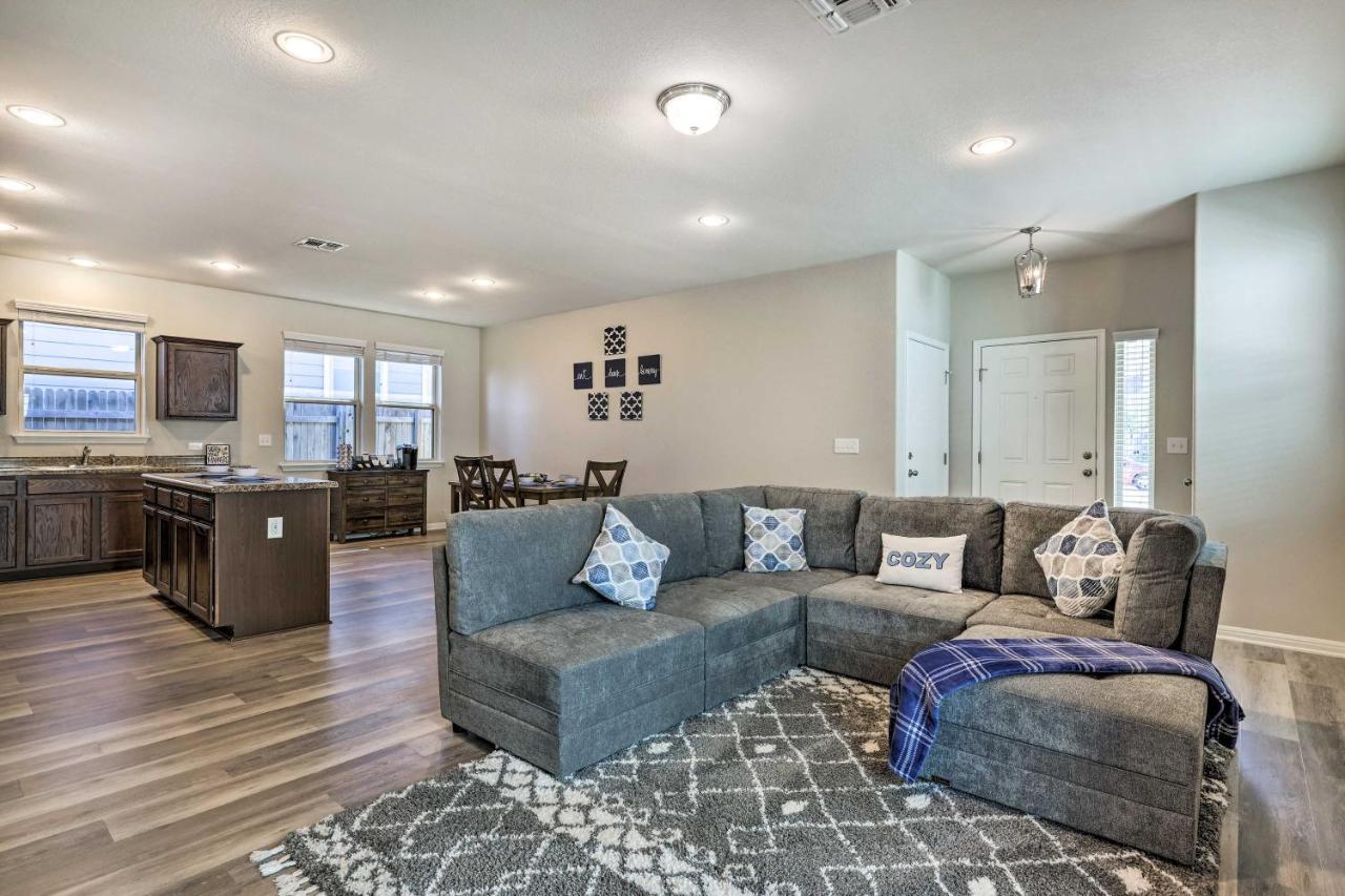 Buda Home With Smart Tv About 19 Mi To Downtown Austin Exteriör bild