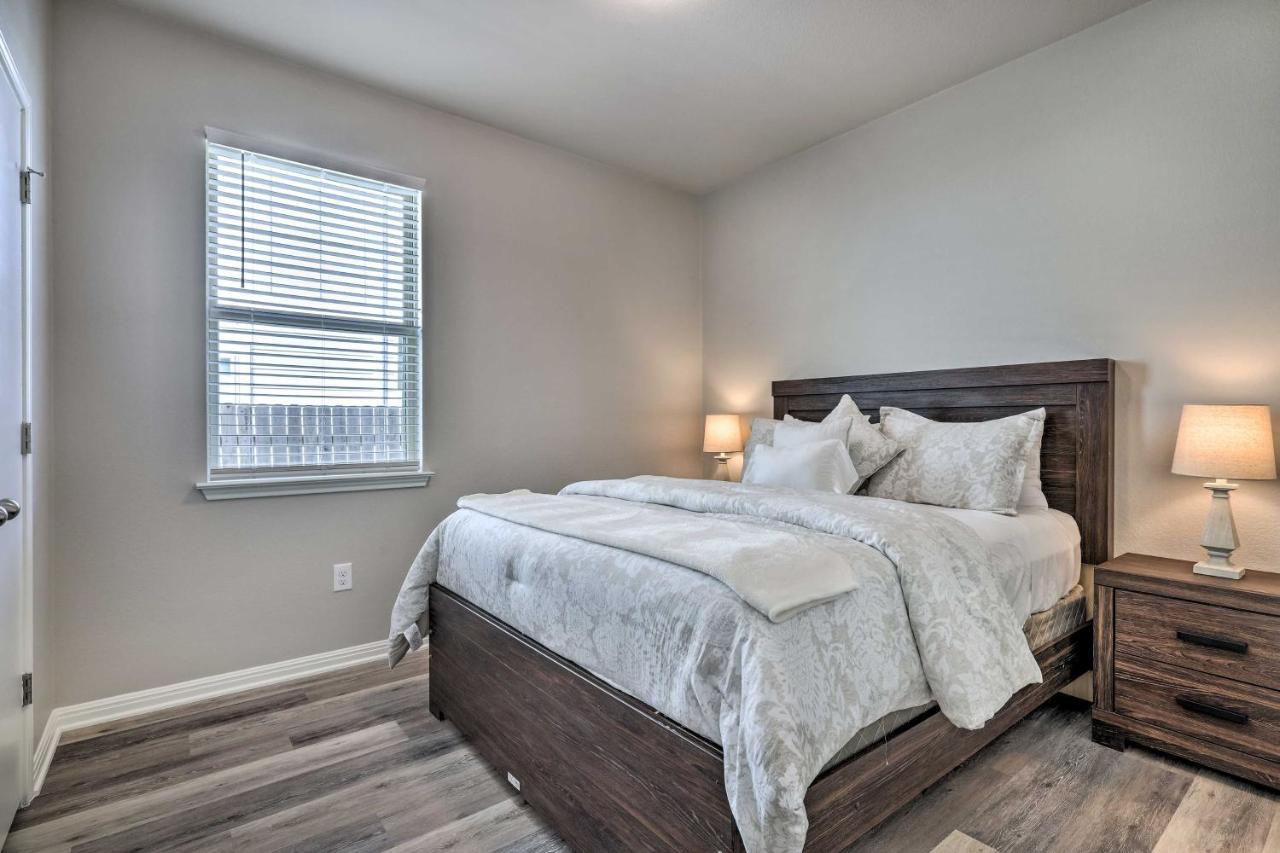 Buda Home With Smart Tv About 19 Mi To Downtown Austin Exteriör bild